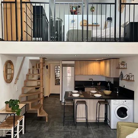 Adorable Mezzanine - Vieil * أنتيب